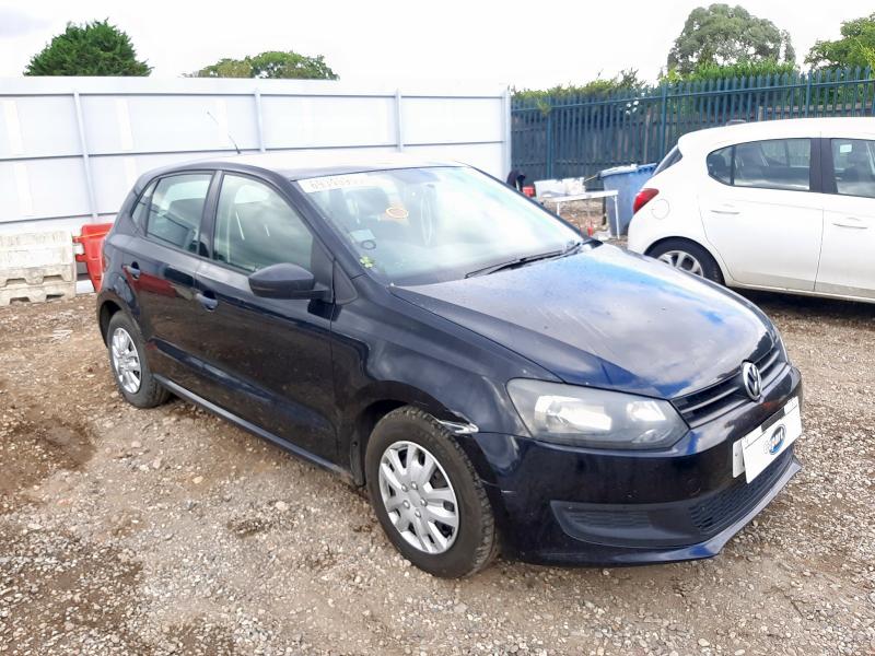 2010 VOLKSWAGEN POLO S