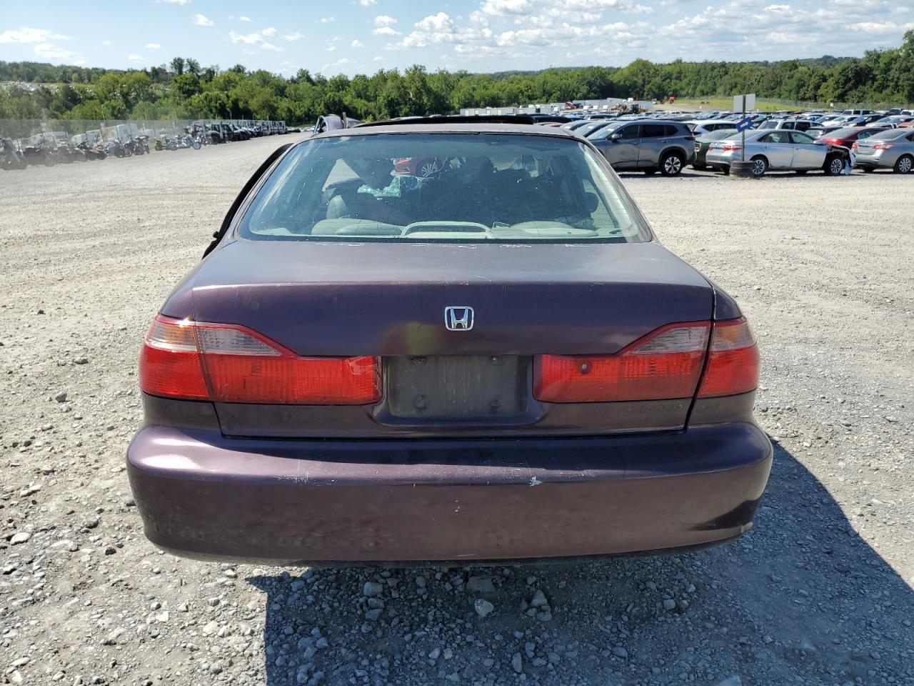 1999 Honda Accord Ex VIN: 1HGCG1656XA030210 Lot: 70641365