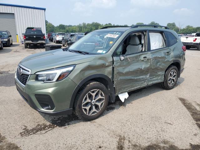  SUBARU FORESTER 2021 Zielony
