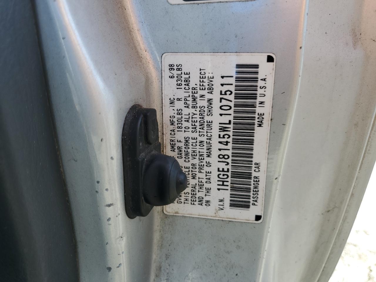 1998 Honda Civic Ex VIN: 1HGEJ8145WL107511 Lot: 68876495