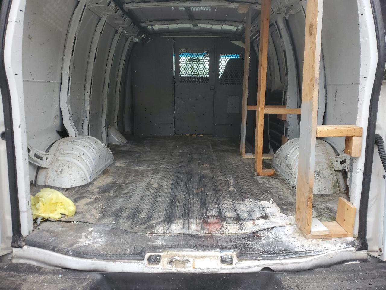 2007 Chevrolet Express G2500 VIN: 1GCGG25V871146046 Lot: 69814405