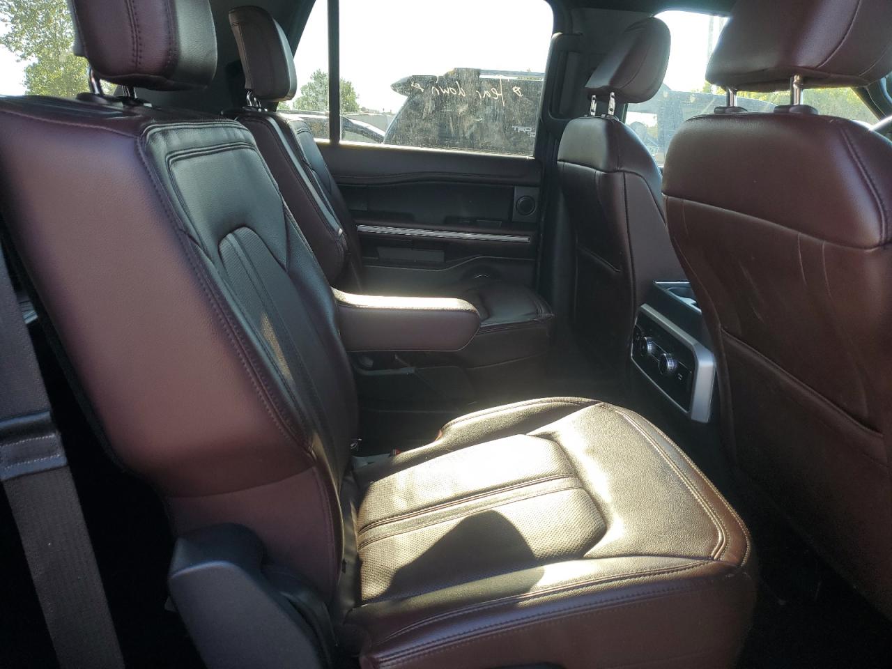 2022 Ford Expedition Limited VIN: 1FMJU2AT9NEA26289 Lot: 70450915