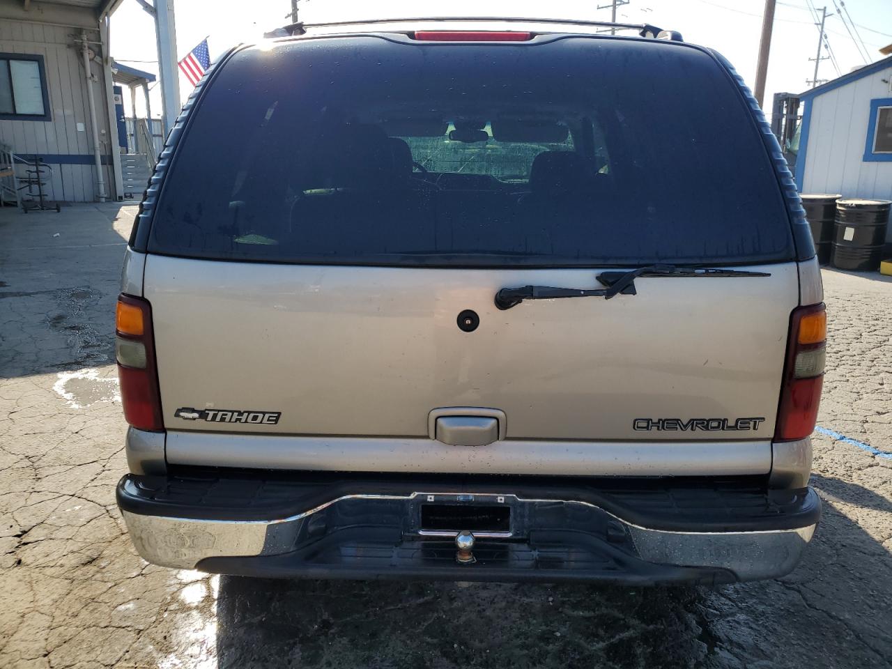 2001 Chevrolet Tahoe C1500 VIN: 1GNEC13T41R133700 Lot: 69294725
