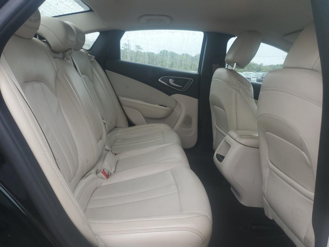 2016 Chrysler 200 Limited VIN: 1C3CCCAB4GN177612 Lot: 69190285