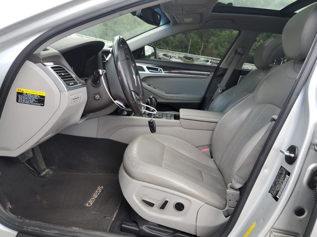 2016 Hyundai Genesis 3.8L VIN: KMHGN4JE1GU140574 Lot: 70276725