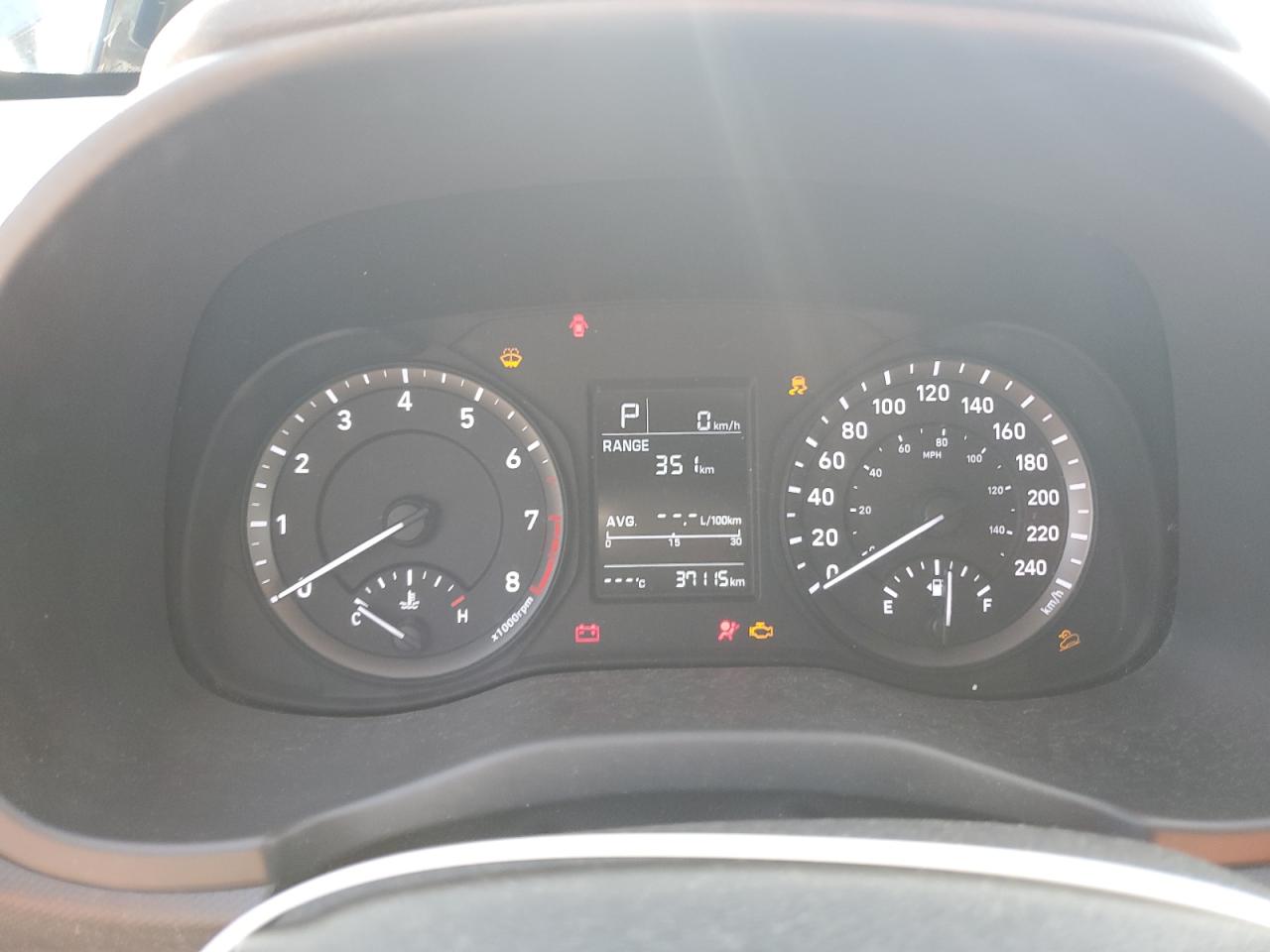 2021 Hyundai Kona Se VIN: KM8K12AA2MU743164 Lot: 70269175