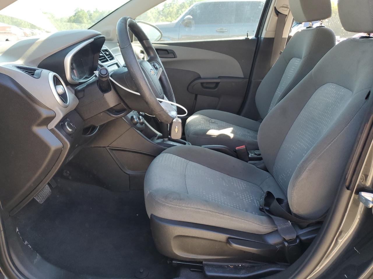 2020 Chevrolet Sonic VIN: 1G1JG6SB2L4131163 Lot: 70280825