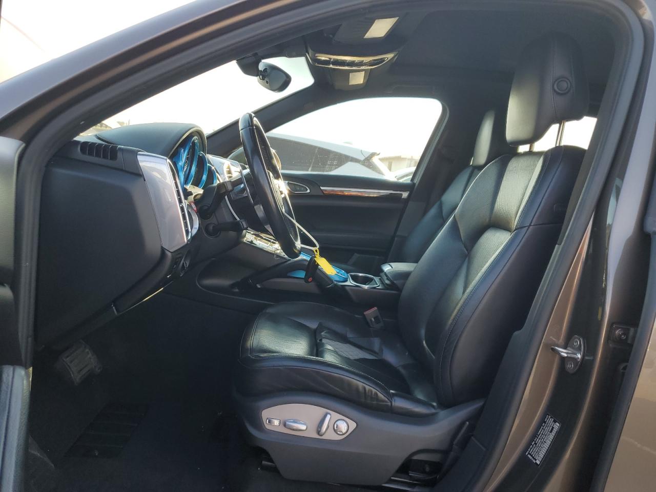 2016 Porsche Cayenne VIN: WP1AA2A29GLA02916 Lot: 68162665