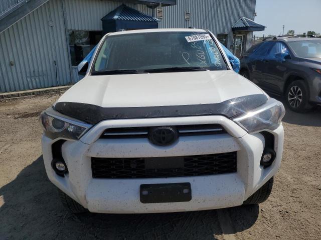 2023 TOYOTA 4RUNNER SE  