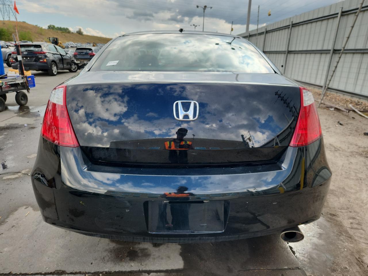 2010 Honda Accord Exl VIN: 1HGCS1B82AA001969 Lot: 70730265