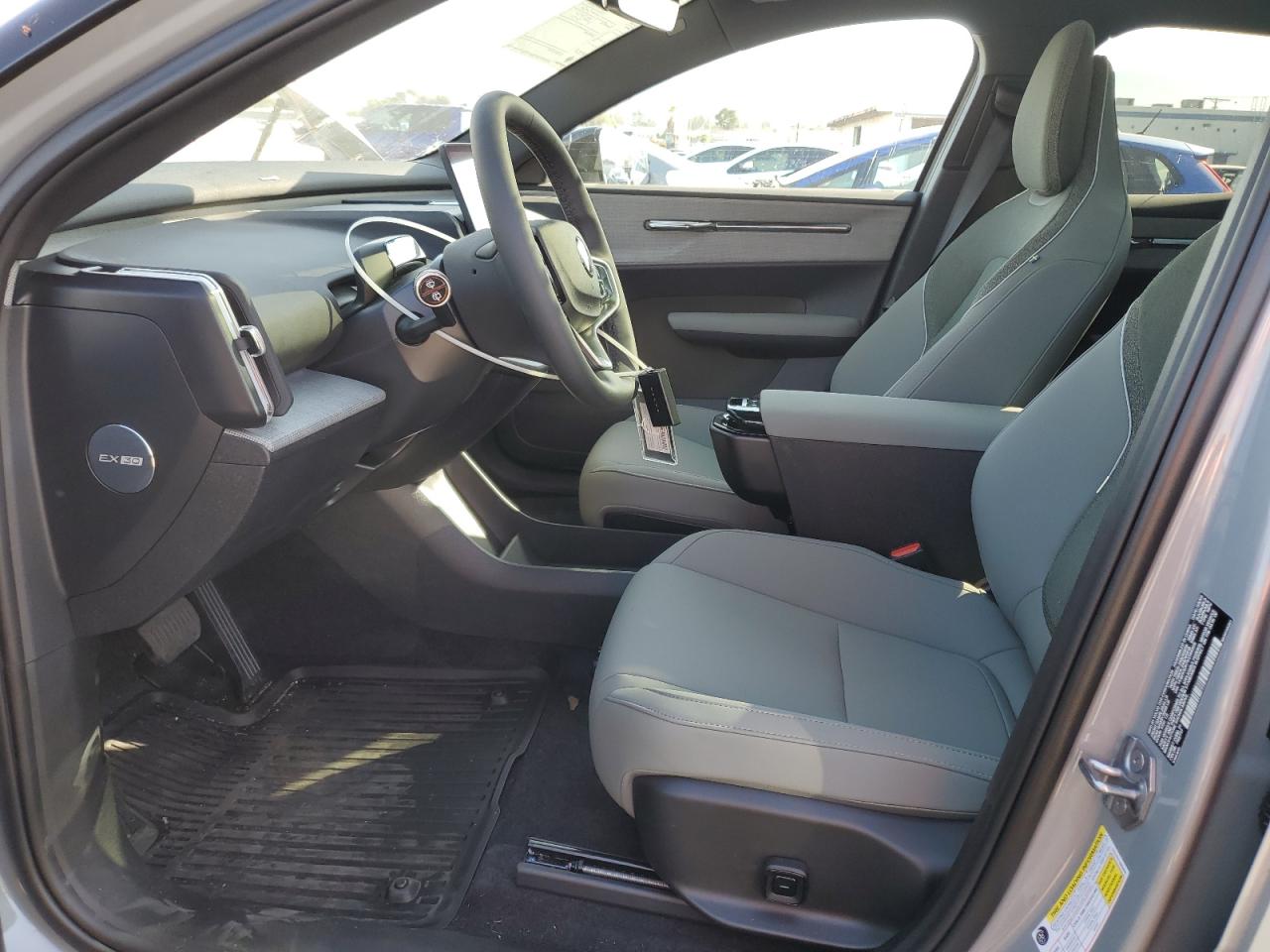 2025 Volvo Ex30 Plus VIN: YV4EK3ZK7SS149208 Lot: 70040015