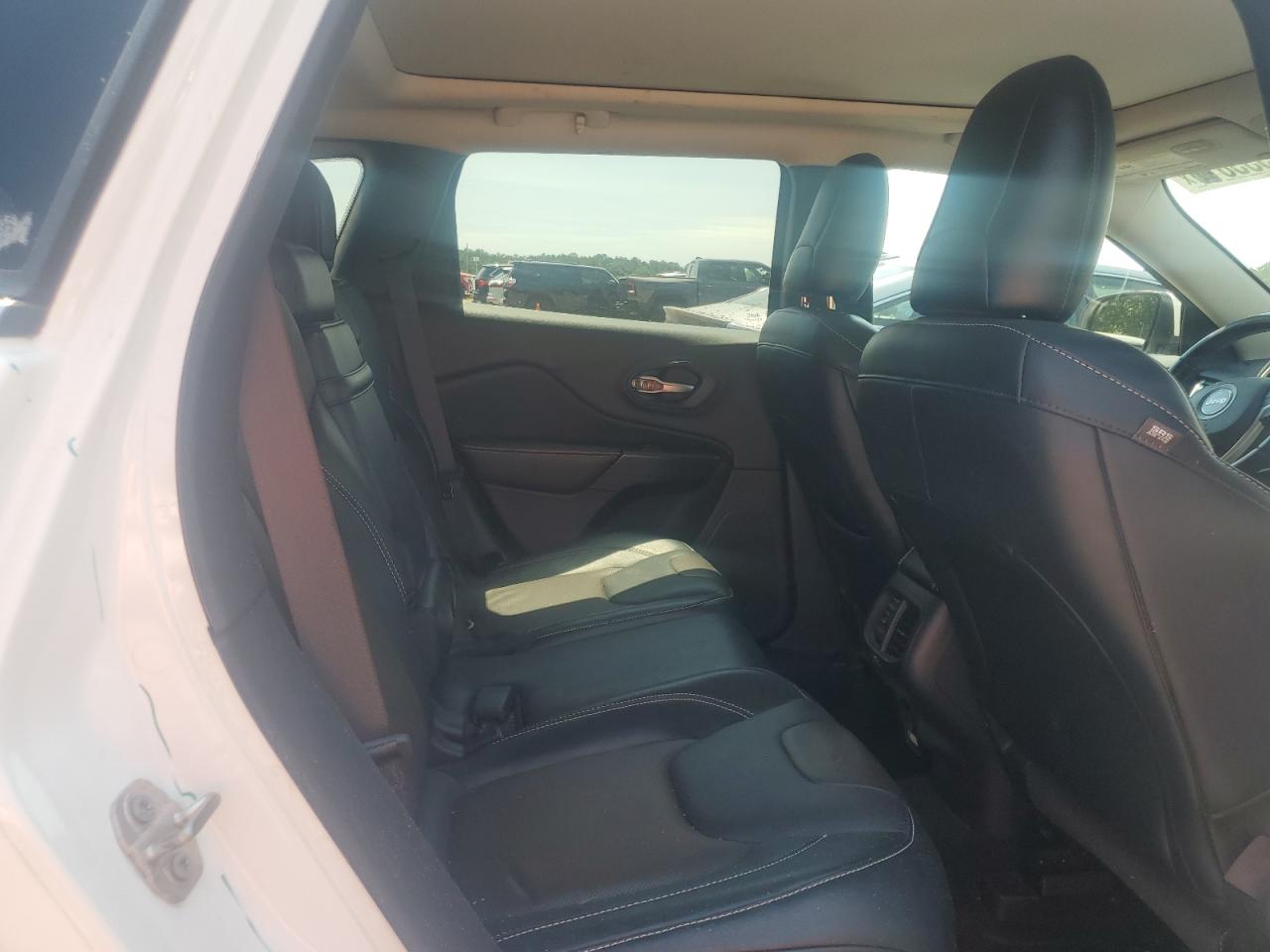 2016 Jeep Cherokee Limited VIN: 1C4PJMDSXGW268303 Lot: 70533815