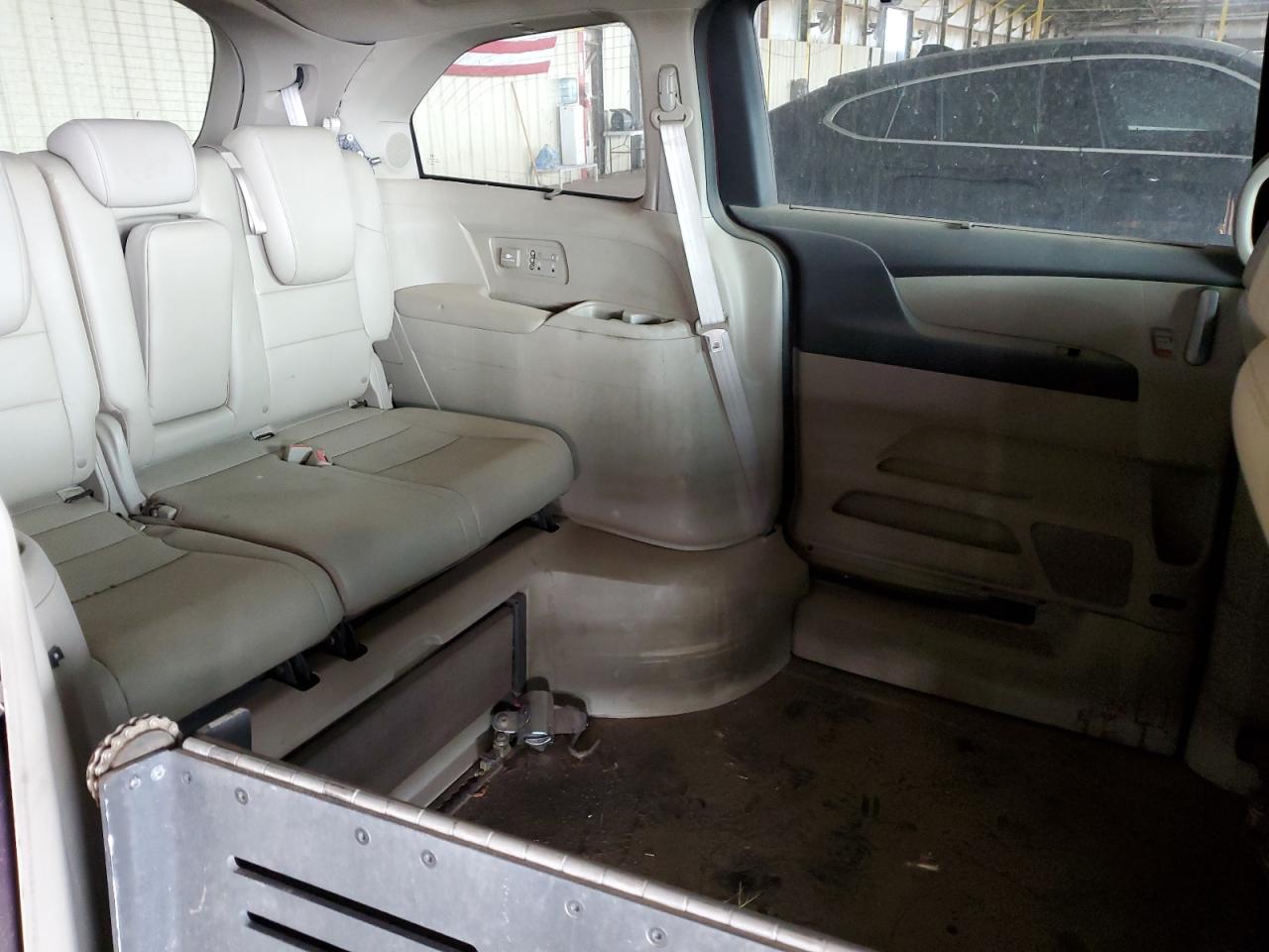 2013 Honda Odyssey Touring VIN: 5FNRL5H92DB048752 Lot: 68950725