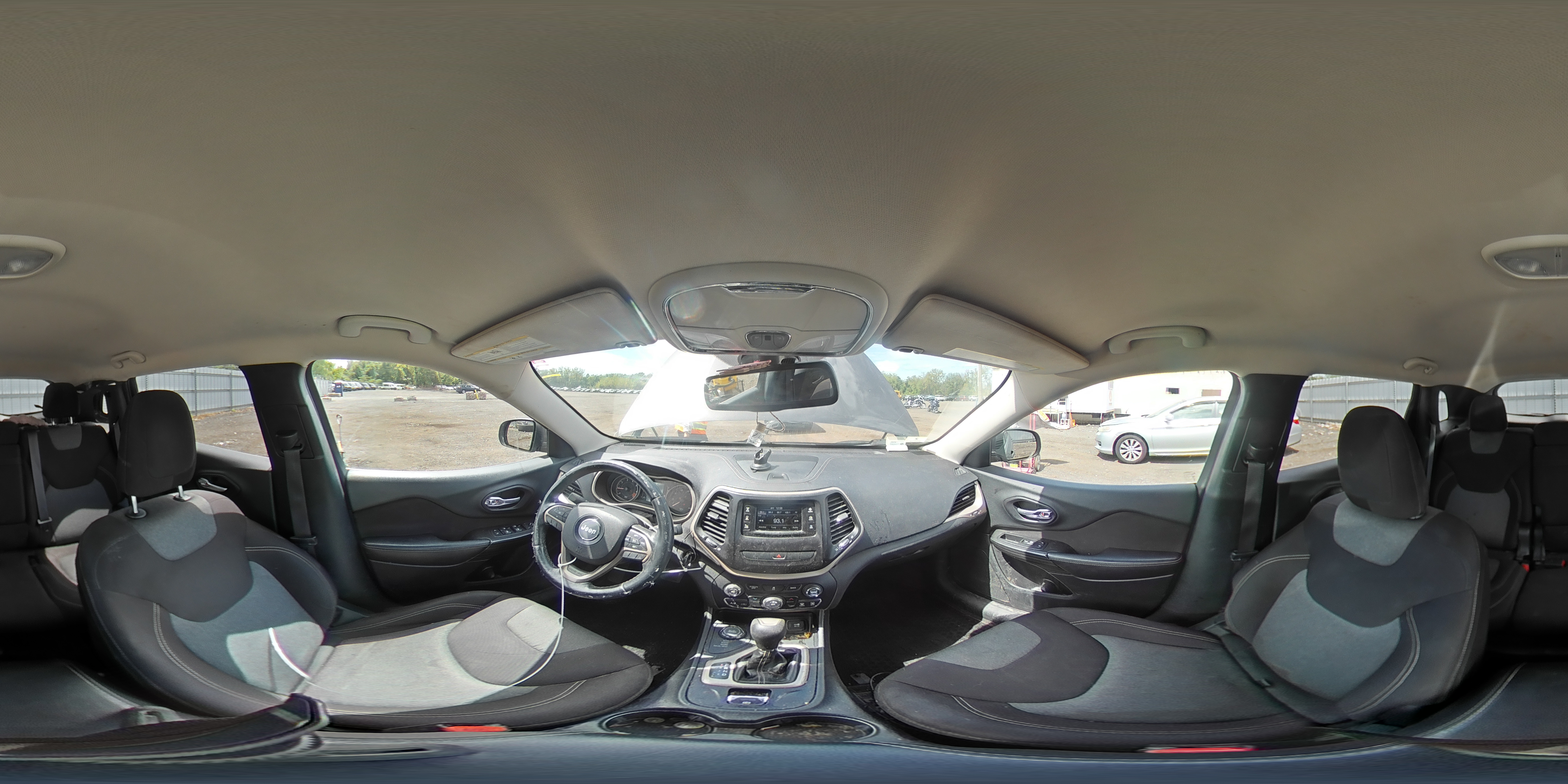 2014 Jeep Cherokee Latitude VIN: 1C4PJMCB9EW287133 Lot: 68325435