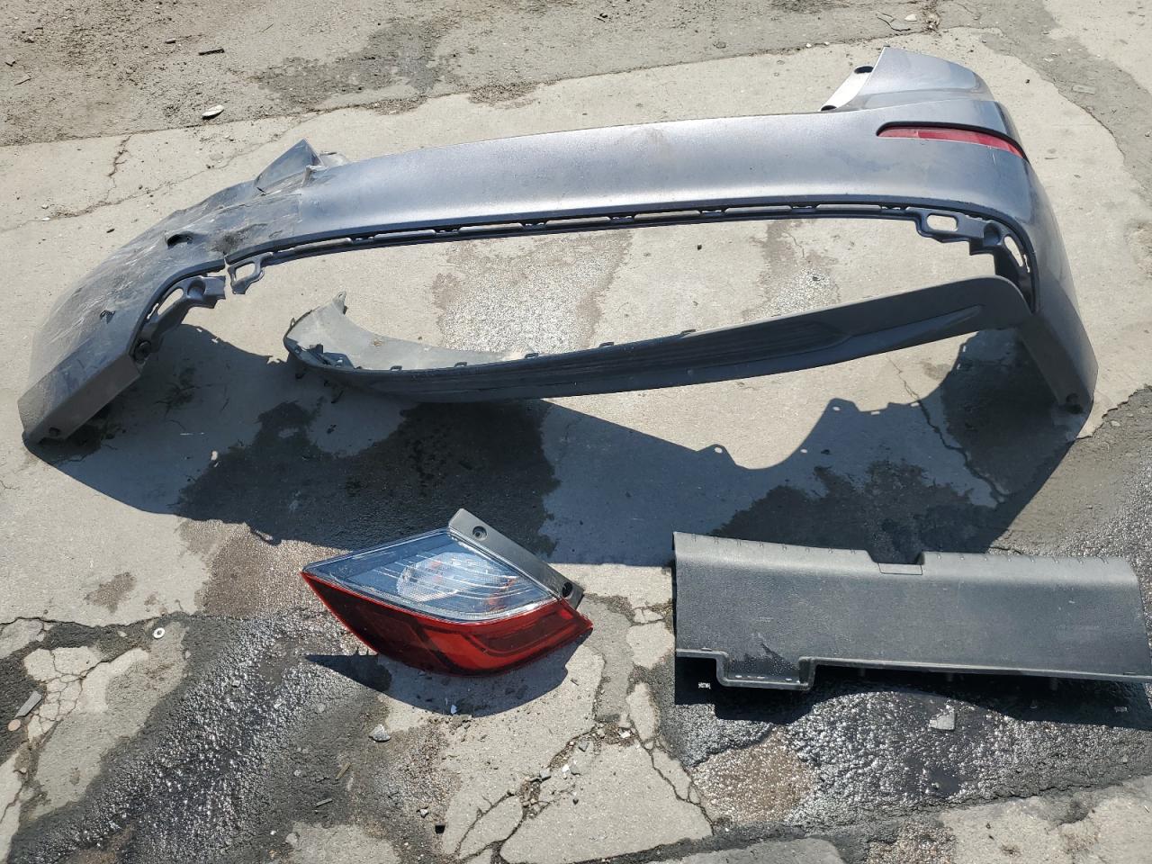 2019 Honda Insight Ex VIN: 19XZE4F5XKE004831 Lot: 69074255