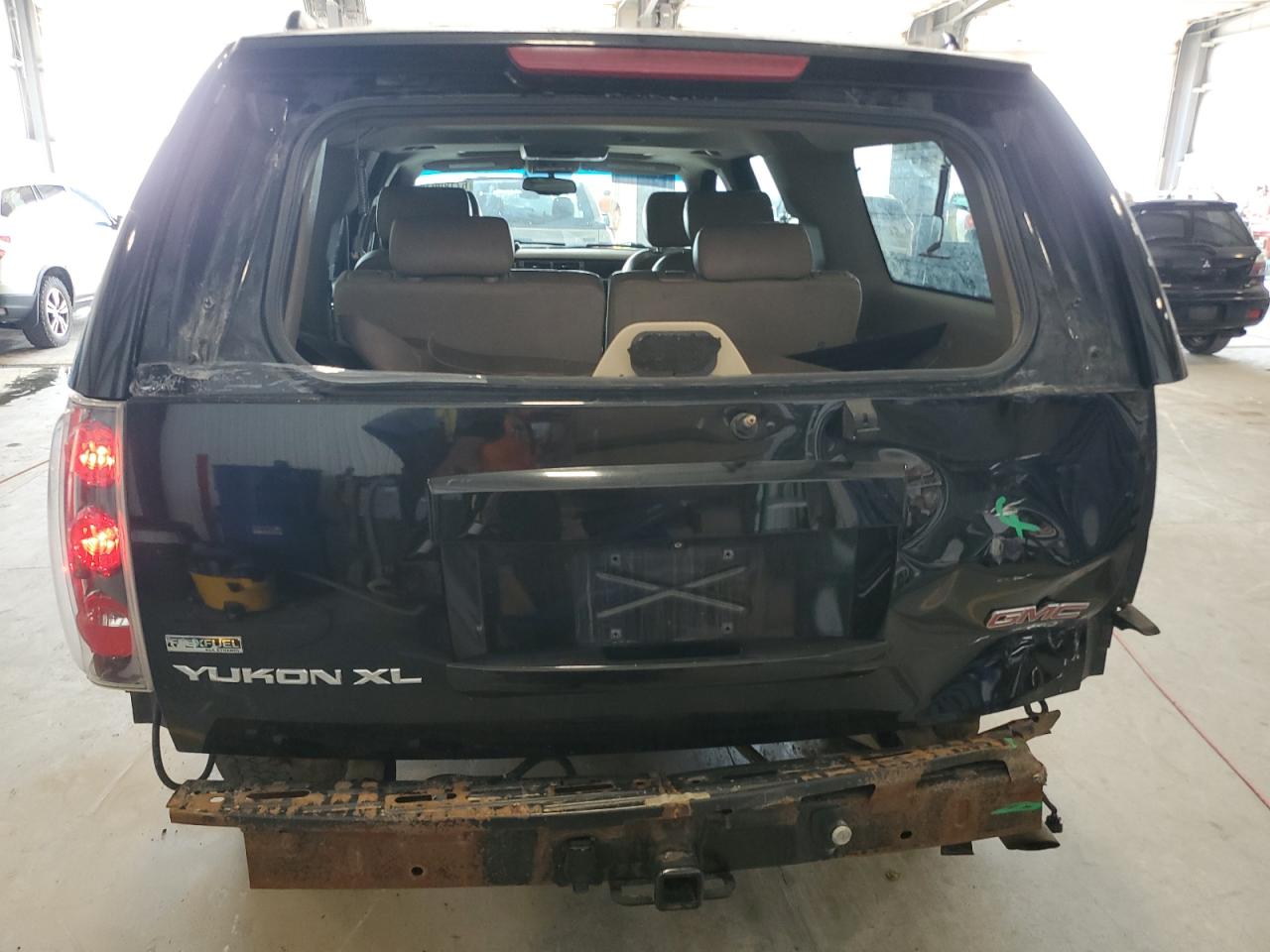 2010 GMC Yukon Xl Denali VIN: 1GKUKMEF9AR219279 Lot: 67189975