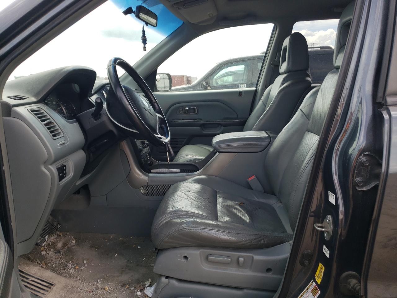 2004 Honda Pilot Exl VIN: 2HKYF18714H621832 Lot: 70664325