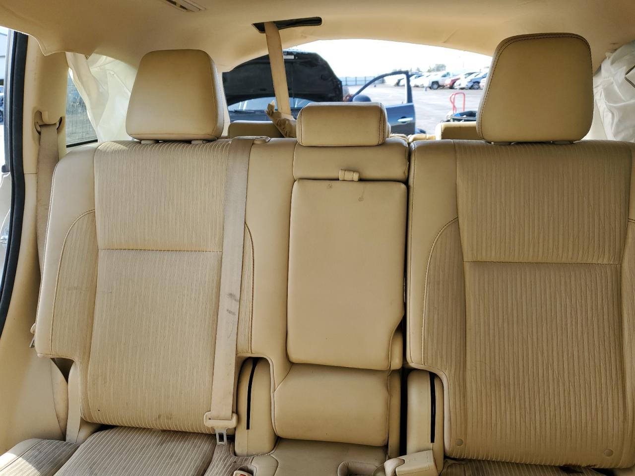 2016 Toyota Highlander Le VIN: 5TDBKRFH7GS324557 Lot: 67136585