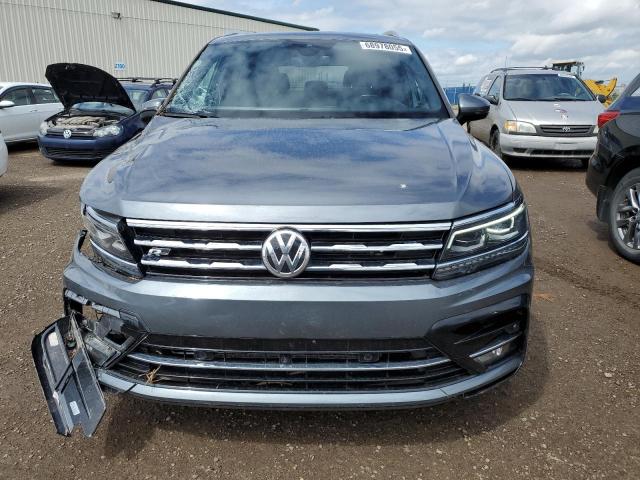  VOLKSWAGEN TIGUAN 2021 Серебристый