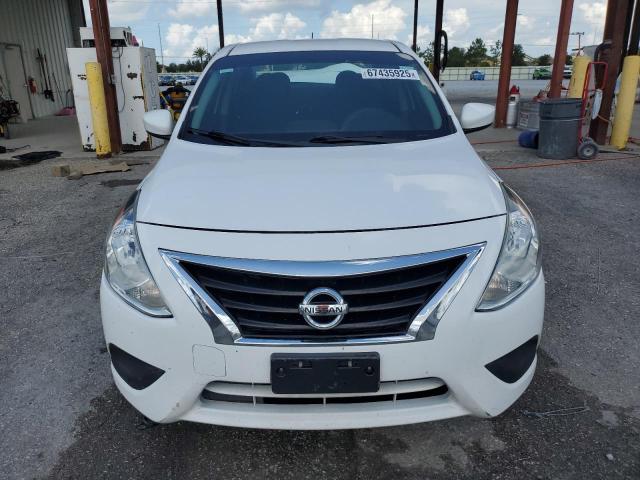  NISSAN VERSA 2017 Biały