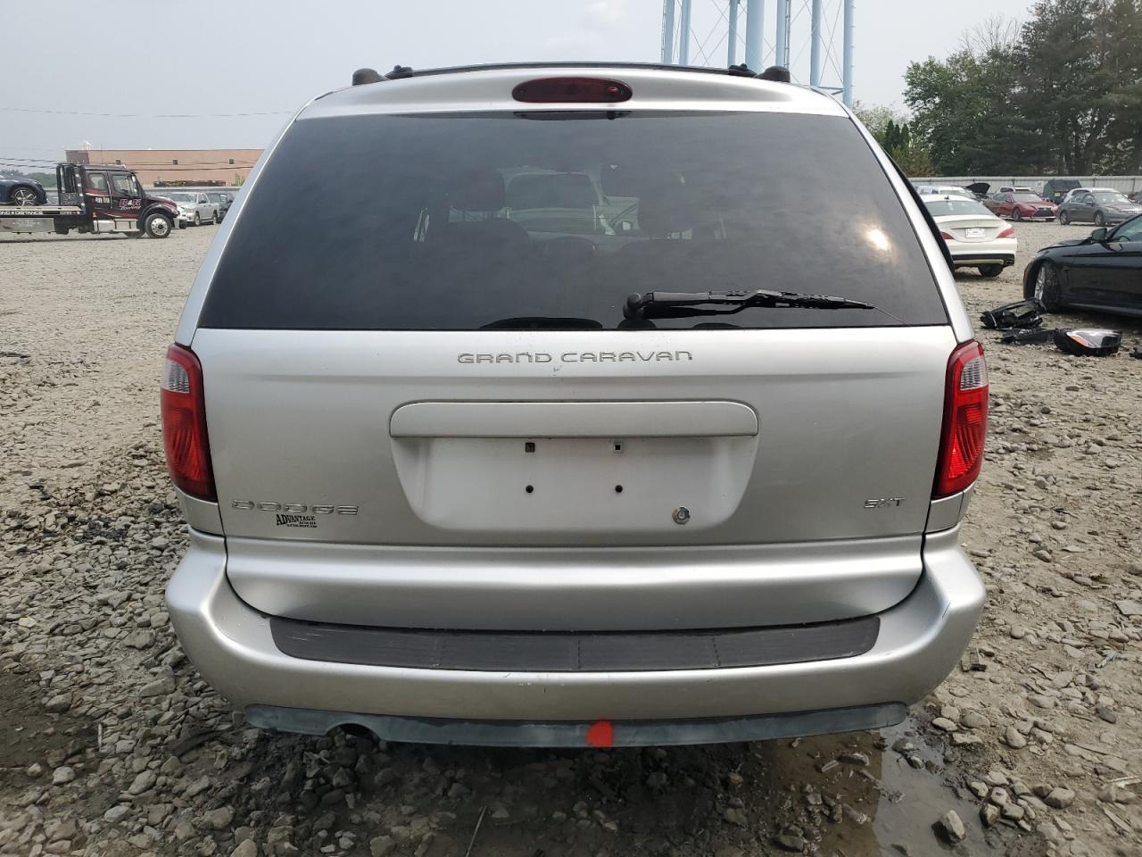 2005 Dodge Grand Caravan Sxt VIN: 2D4GP44L75R128287 Lot: 67843835