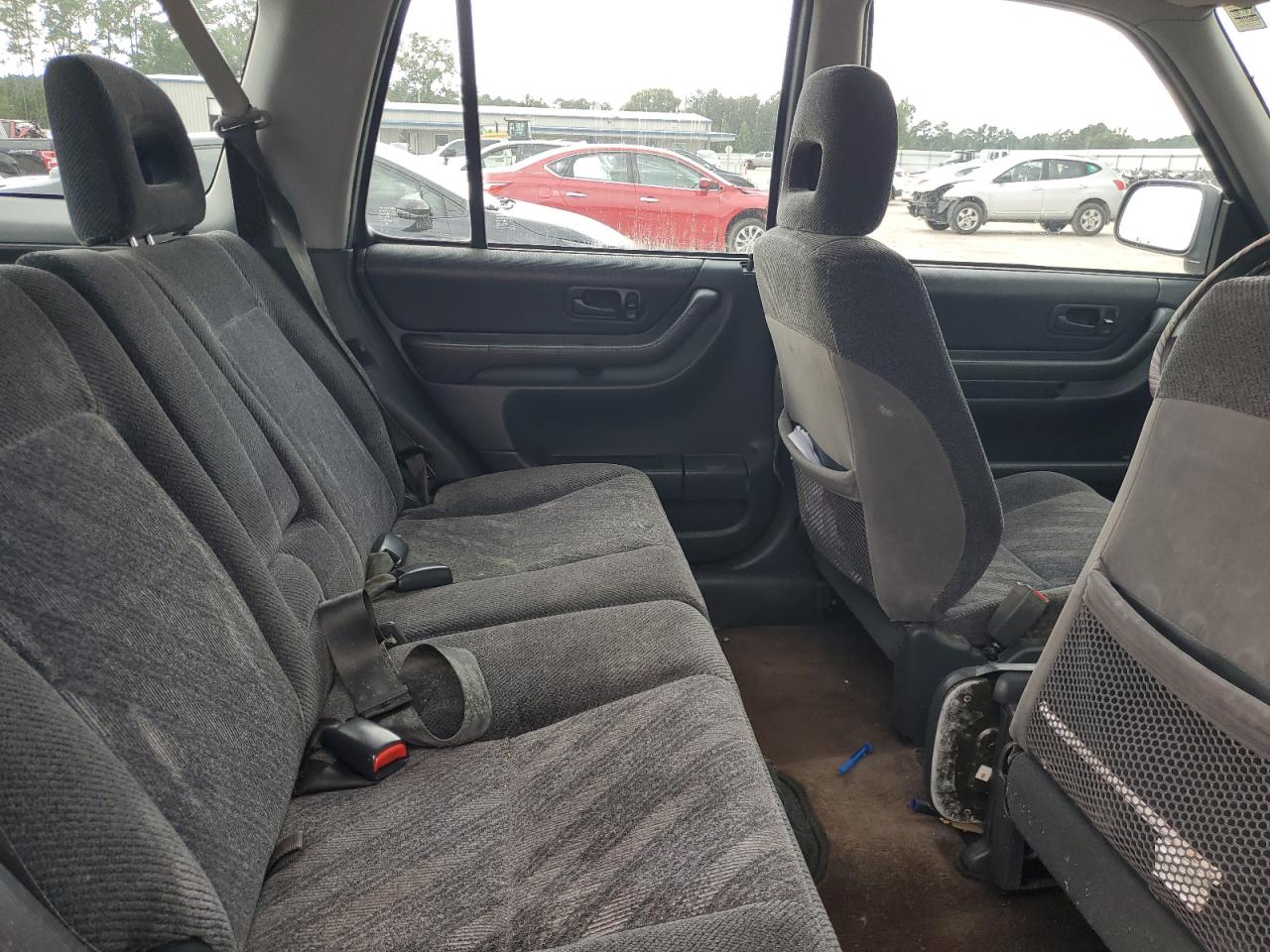 2000 Honda Cr-V Lx VIN: JHLRD1748YC006197 Lot: 68016245