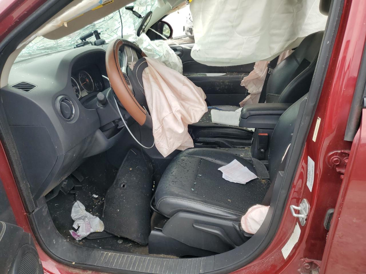 2015 Jeep Compass Latitude VIN: 1C4NJDEBXFD381877 Lot: 67523155