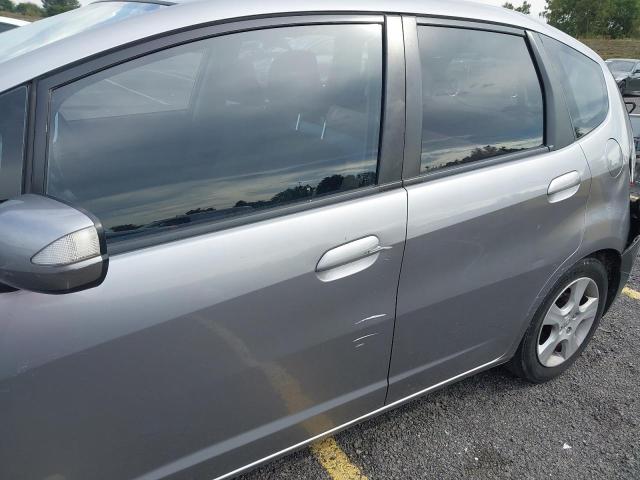 2009 HONDA JAZZ ES