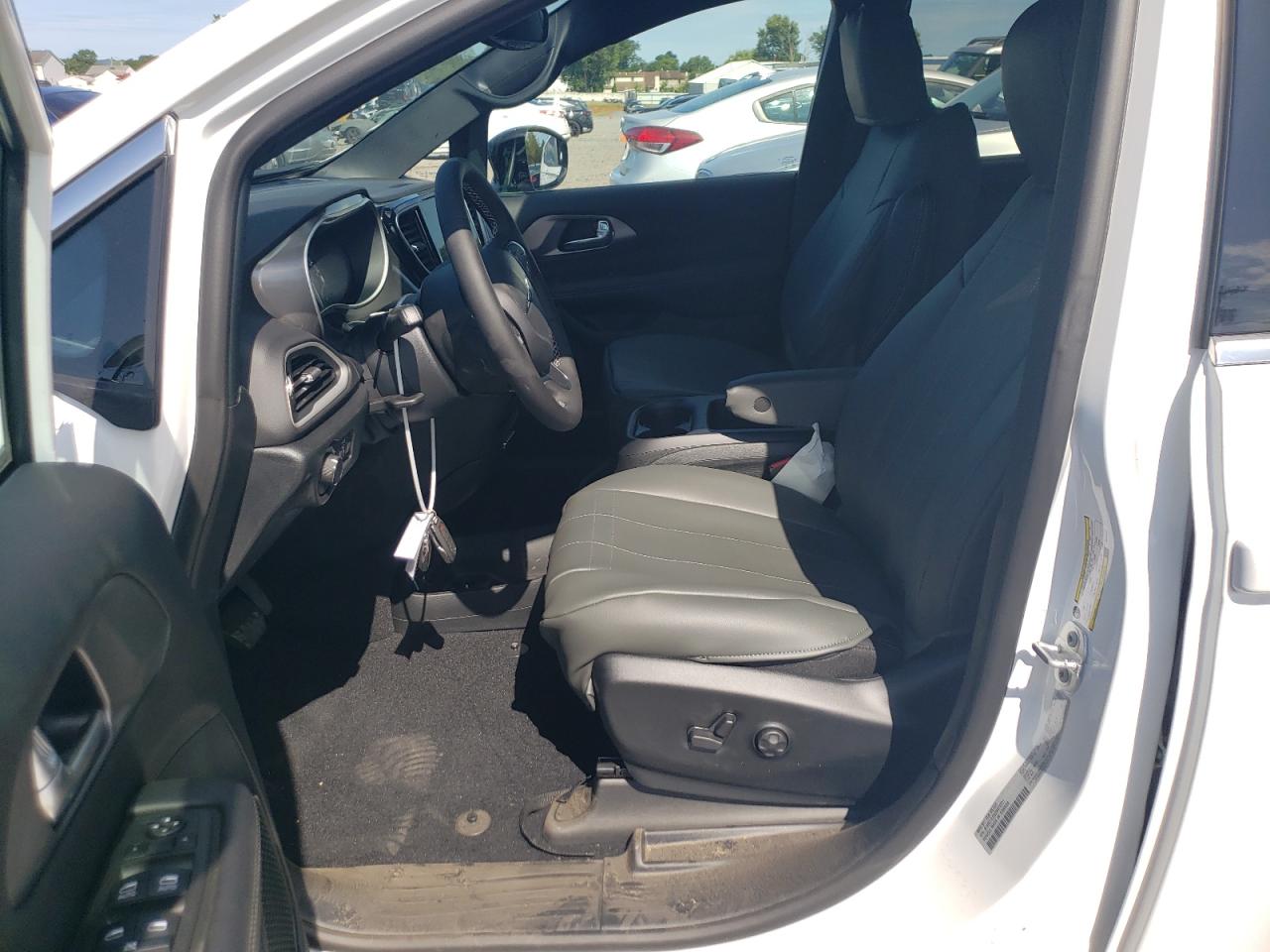 2025 Chrysler Voyager Lx VIN: 2C4RC1CG5SR578231 Lot: 68577305