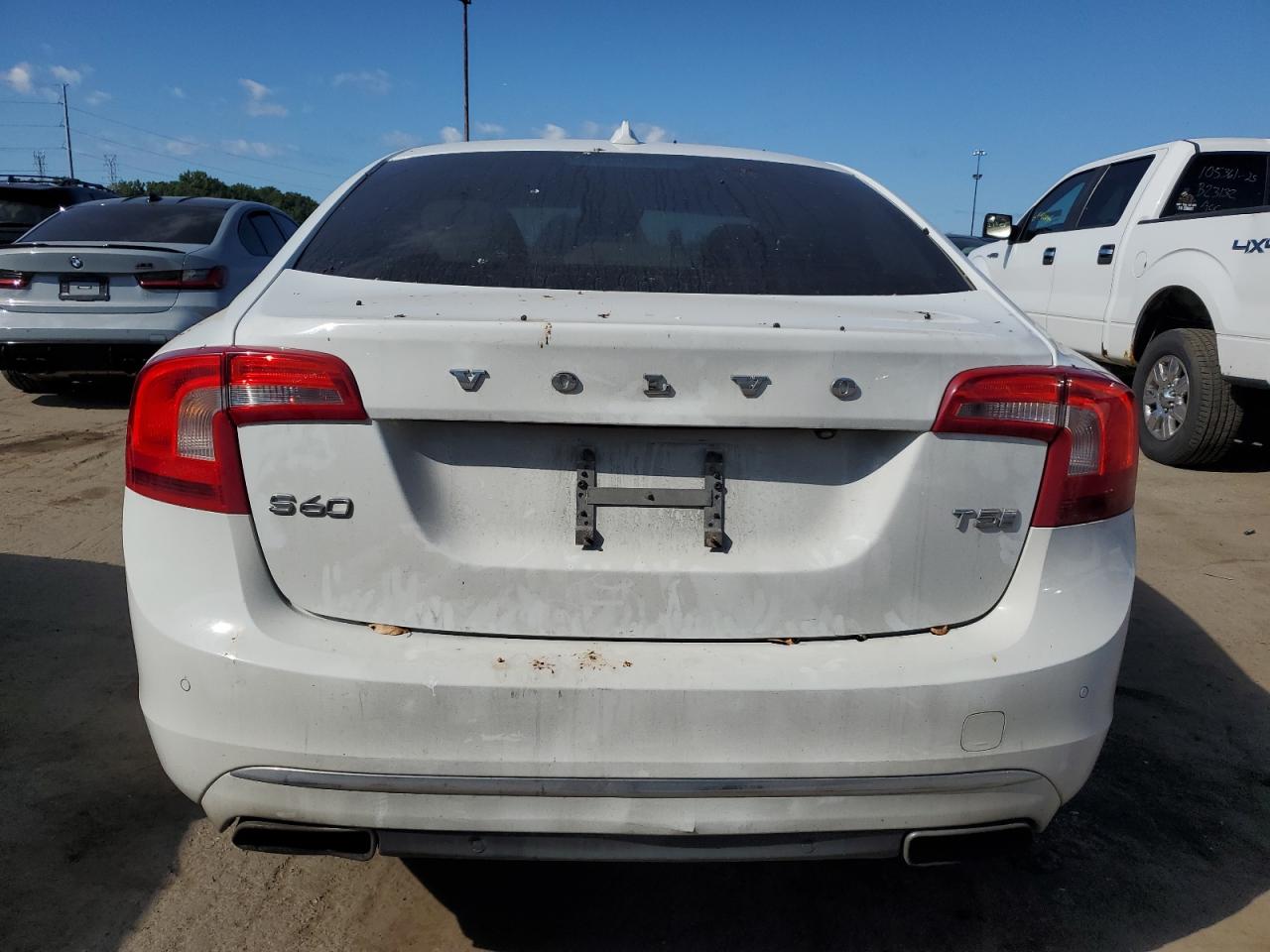 2016 Volvo S60 Platinum VIN: LYV402FM7GB101444 Lot: 69925385