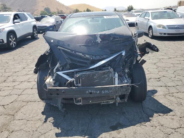  NISSAN VERSA 2015 Czarny