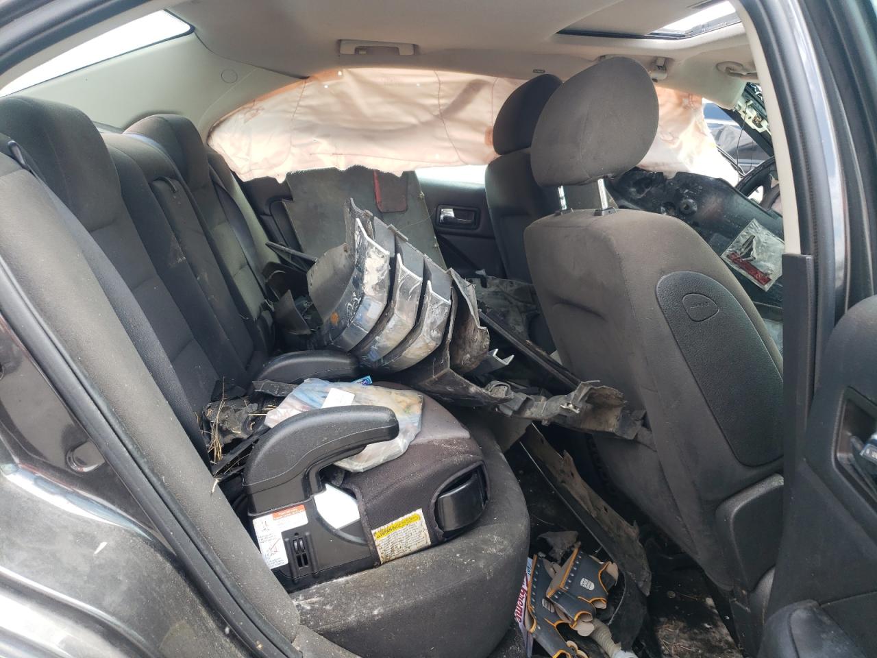 2007 Ford Fusion Se VIN: 3FAHP07Z87R180945 Lot: 70002635