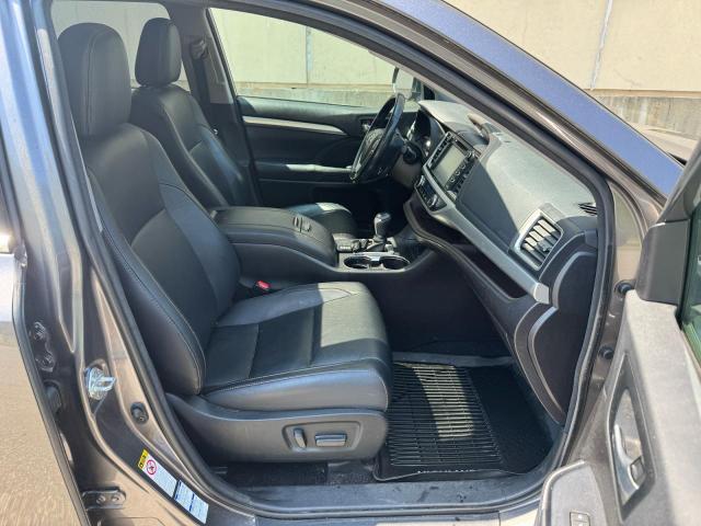  TOYOTA HIGHLANDER 2018 Gray