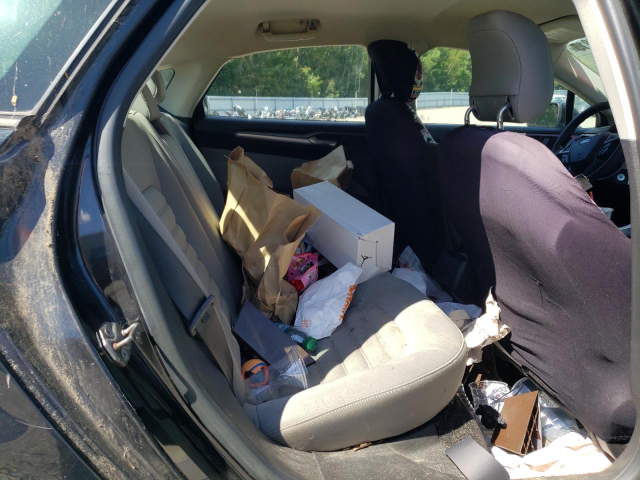 2013 Ford Fusion S VIN: 3FA6P0G74DR251818 Lot: 70057815