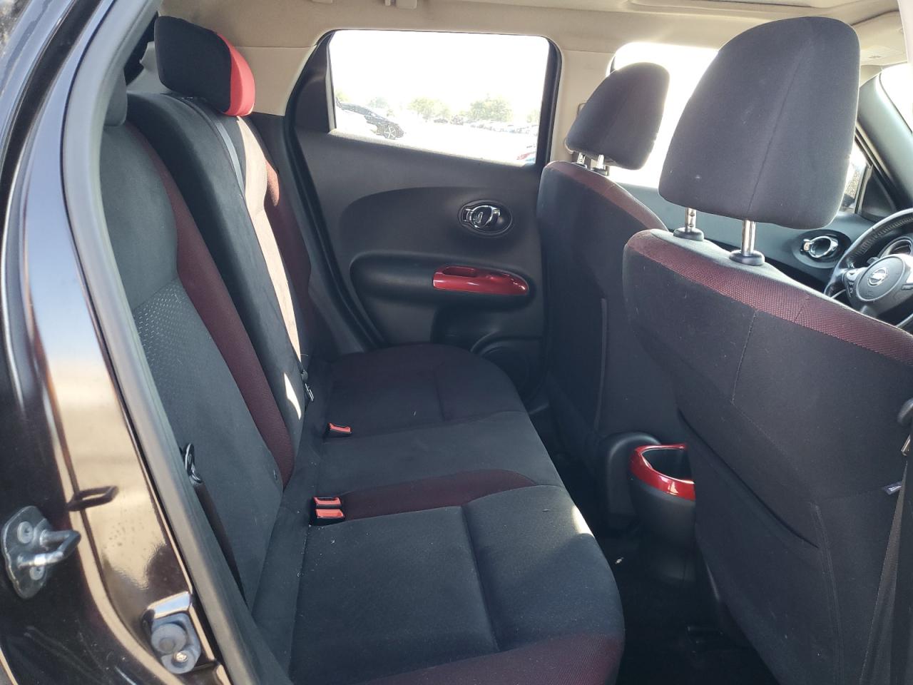 2014 Nissan Juke S VIN: JN8AF5MV2ET355851 Lot: 70128935