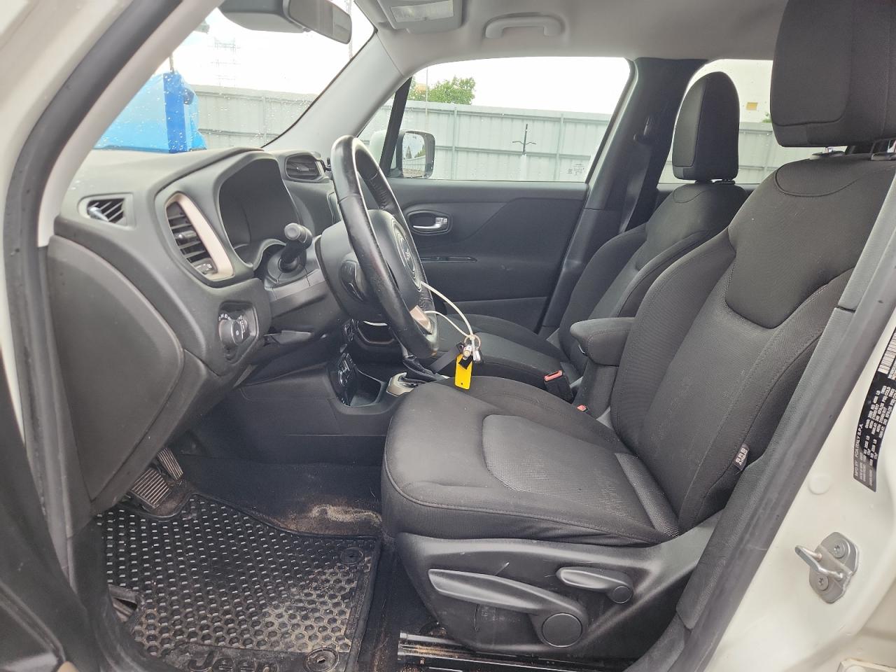 2017 Jeep Renegade Latitude VIN: ZACCJBBB8HPF43669 Lot: 70890725