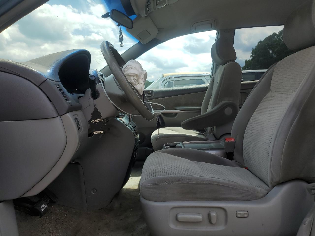 2008 Toyota Sienna Ce VIN: 5TDZK23C48S100016 Lot: 70991465