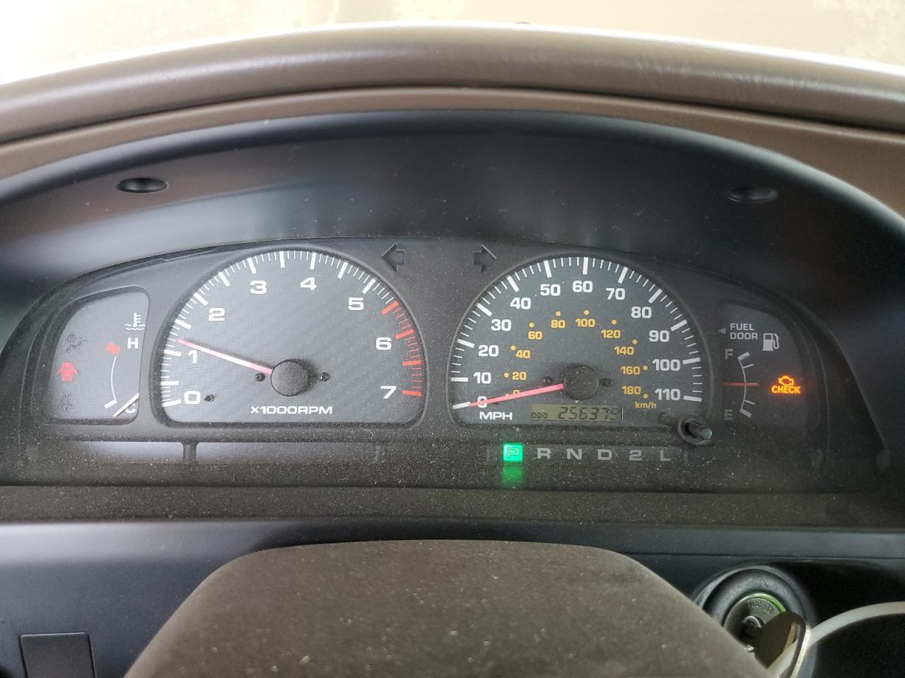 2000 Toyota 4Runner Sr5 VIN: JT3GN86R9Y0147437 Lot: 68476325