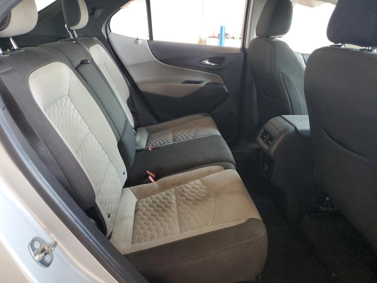 2018 Chevrolet Equinox Ls VIN: 2GNAXHEV4J6351500 Lot: 69482895