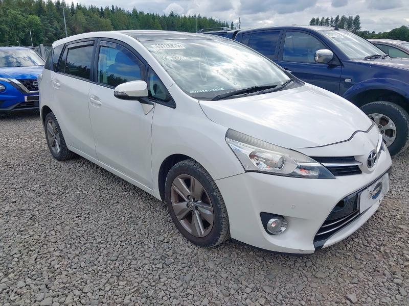 2015 TOYOTA VERSO TREND D-4D 