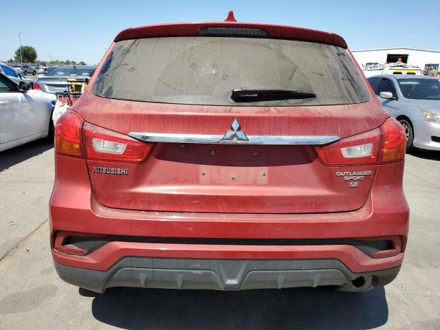  MITSUBISHI OUTLANDER 2018 Красный