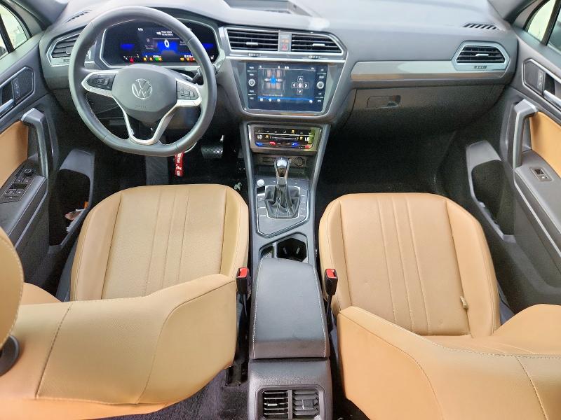  VOLKSWAGEN TIGUAN 2022 Белы