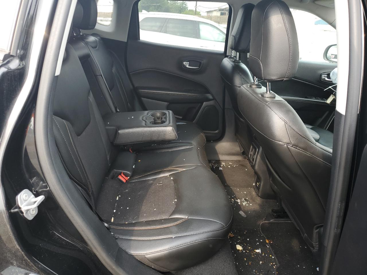 2018 Jeep Compass Latitude VIN: 3C4NJDBB6JT284814 Lot: 67704925