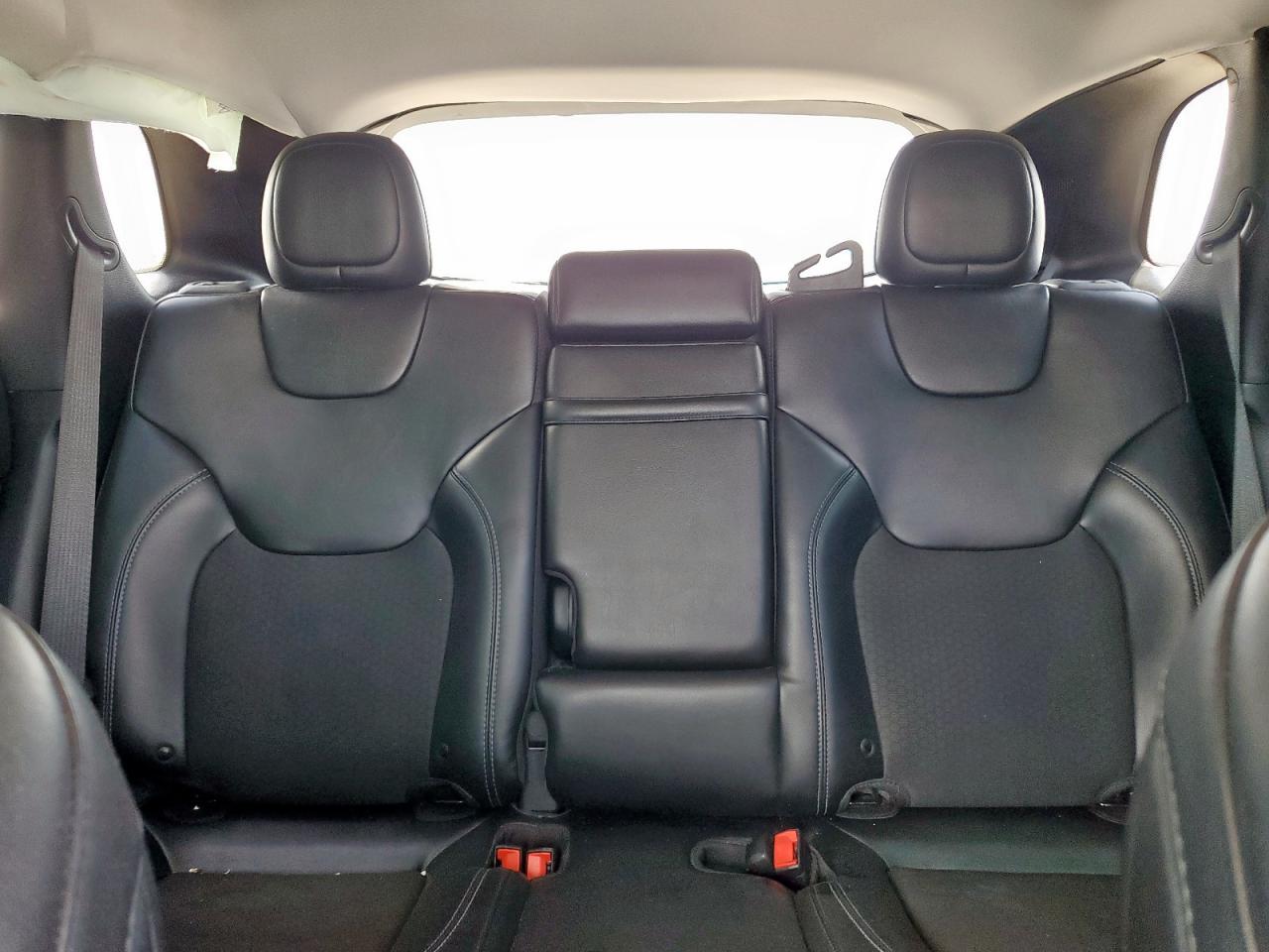 2019 Jeep Cherokee Latitude Plus VIN: 1C4PJLLB9KD388061 Lot: 67319145