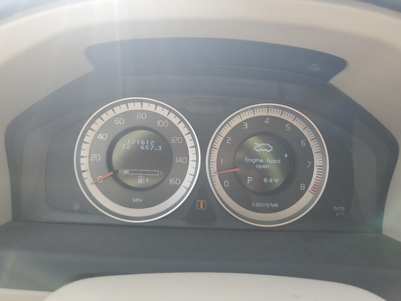 2011 Volvo Xc70 3.2 VIN: YV4952BL9B1114715 Lot: 70093205