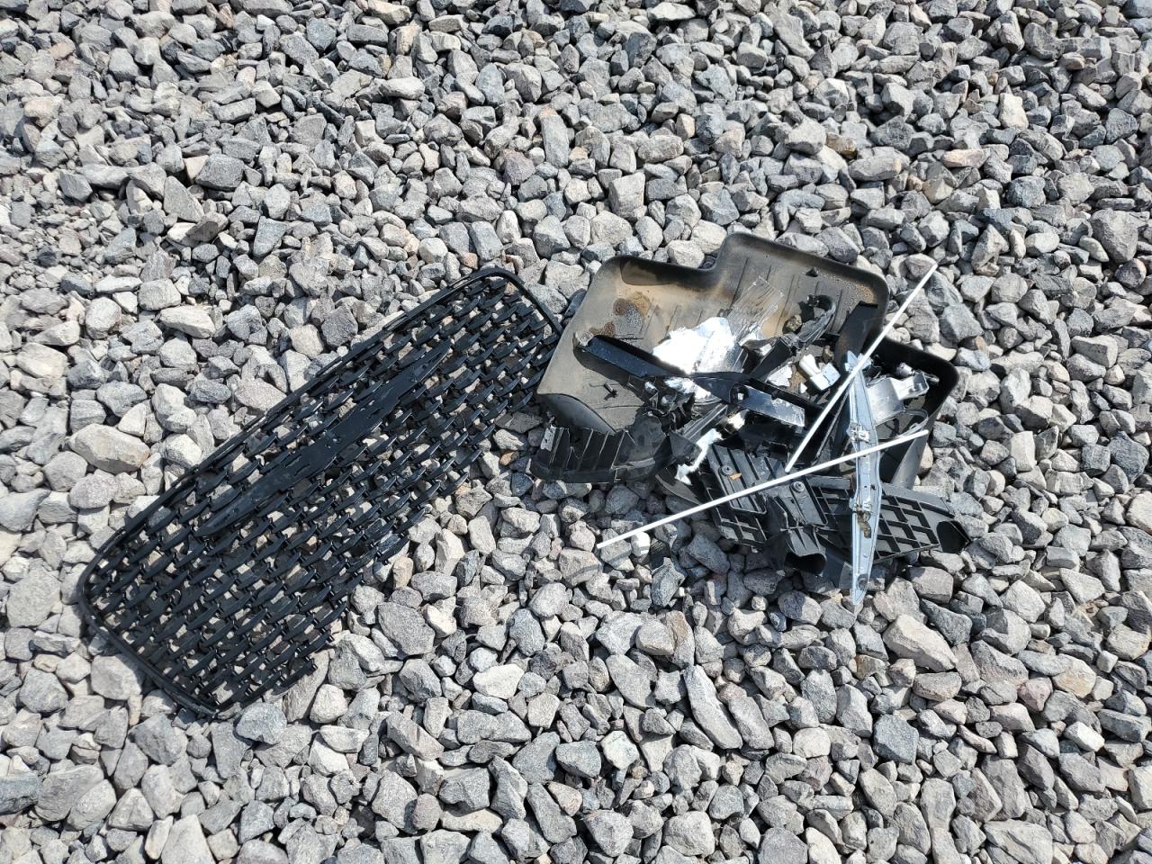 2015 Chrysler 300 S VIN: 2C3CCAGG9FH887670 Lot: 68689725