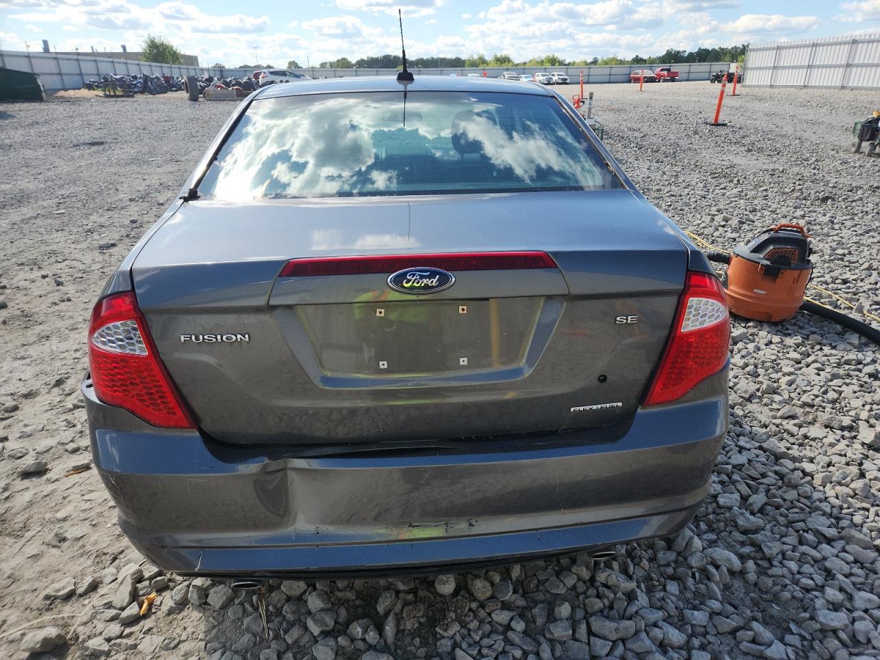 2012 Ford Fusion Se VIN: 3FAHP0HG4CR380325 Lot: 70033005
