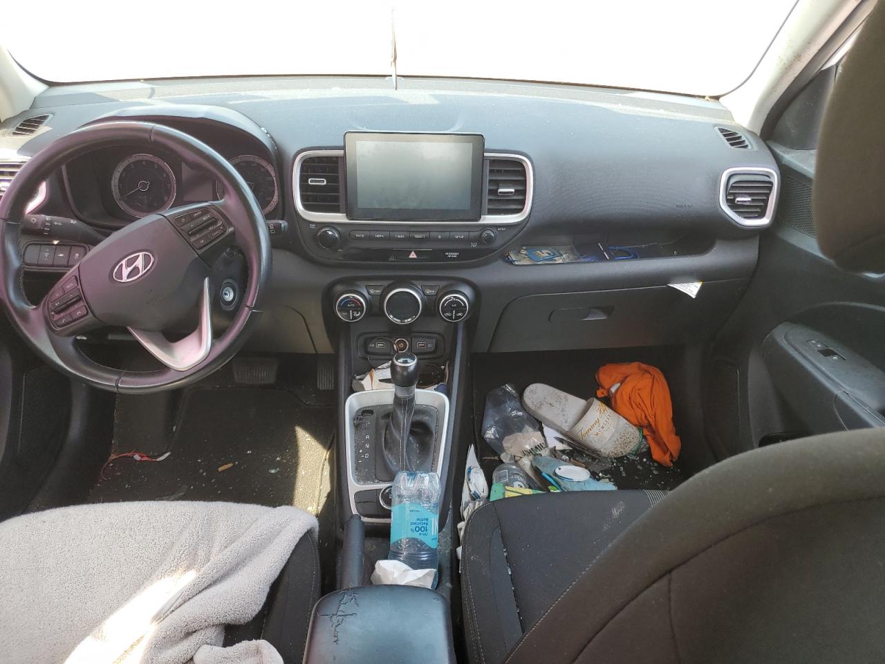 2022 Hyundai Venue Sel VIN: KMHRC8A31NU152077 Lot: 69308735