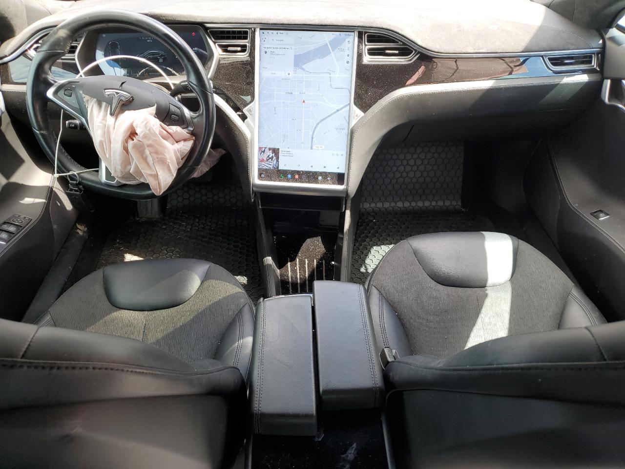 2015 Tesla Model S 85 VIN: 5YJSA1H1XFF080569 Lot: 71101575