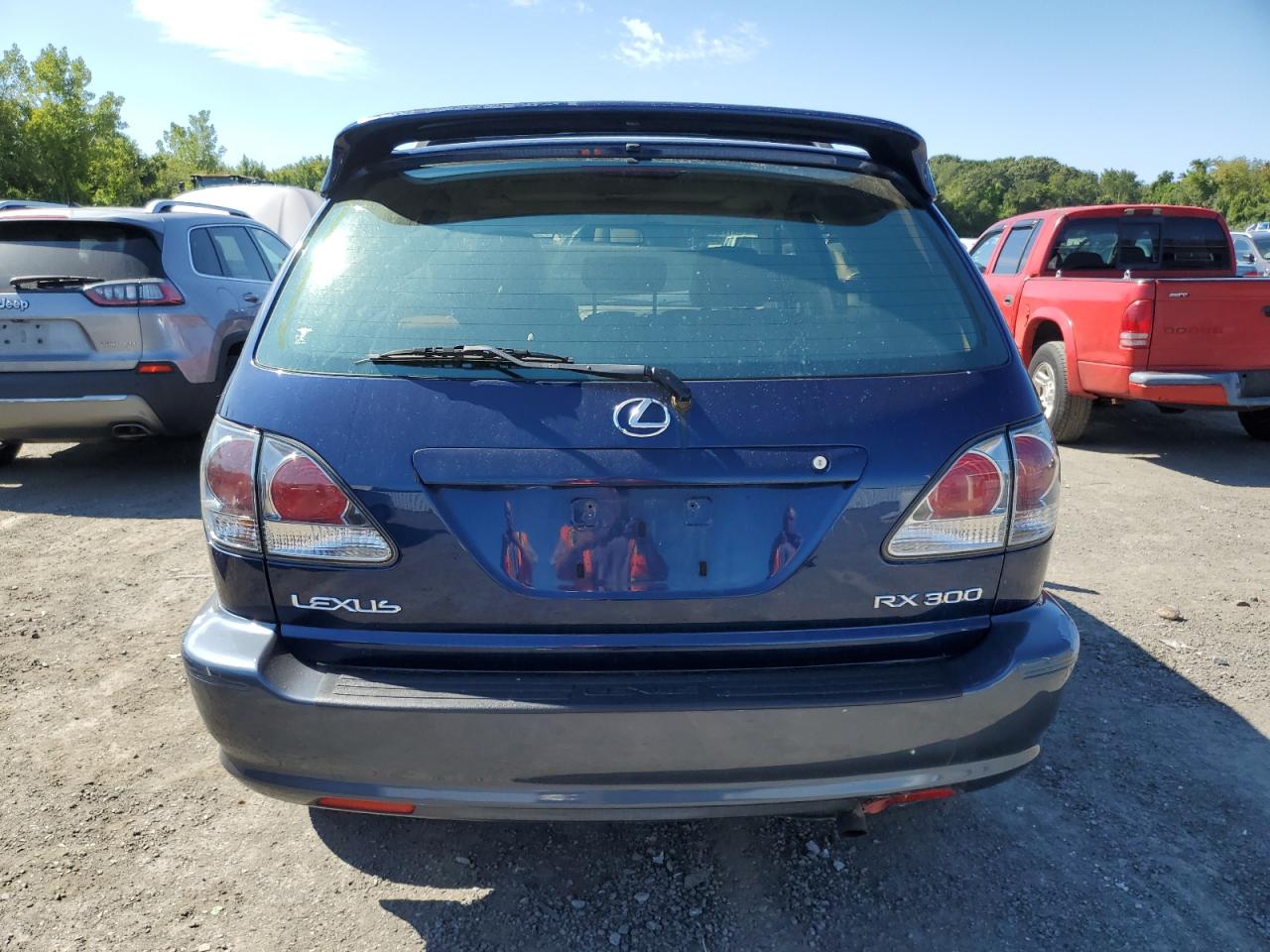 I I